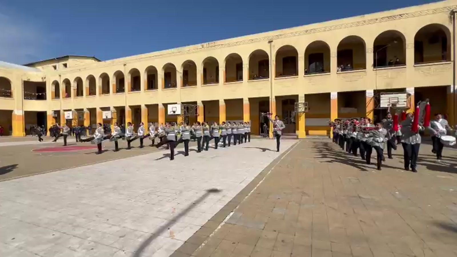 Recibimos la visita del Liceo Bicentenario Domingo Santa María de Arica